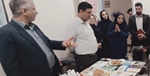  افتتاح غرفه کتاب در مرکز جامع خدمات سلامت حکم‌آباد همزمان با هفته سلامت