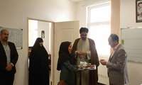 توزیع رزق معنوی  بین کارکنان و اساتید دانشگاه علوم پزشکی سبزوار