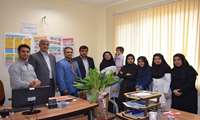 حضور مسئولین شبکه داورزن در خانه های بهداشت تحت پوشش مرکز بهداشتی درمانی شهدای مزینان و تبریک روز بهورز