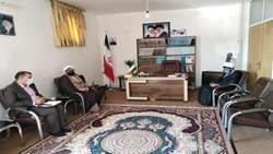  دیدار نوروزی رئیس شبکه بهداشت و درمان با امام جمعه شهرستان خوشاب