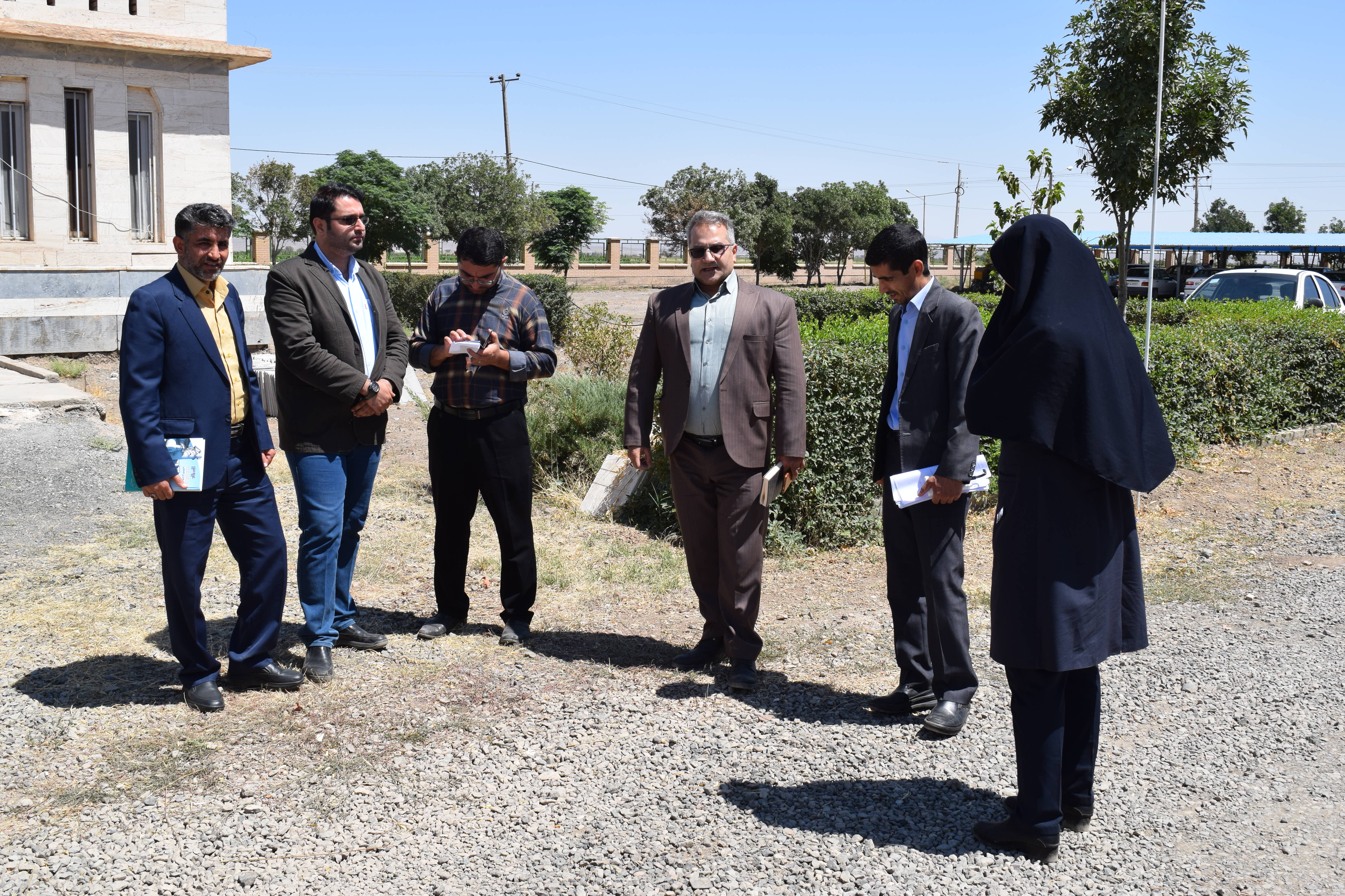 بازدید میدانی مدیر منابع انسانی و کارشناس اسناد و امحاء دانشگاه از بیمارستان قمربنی هاشم(ع)